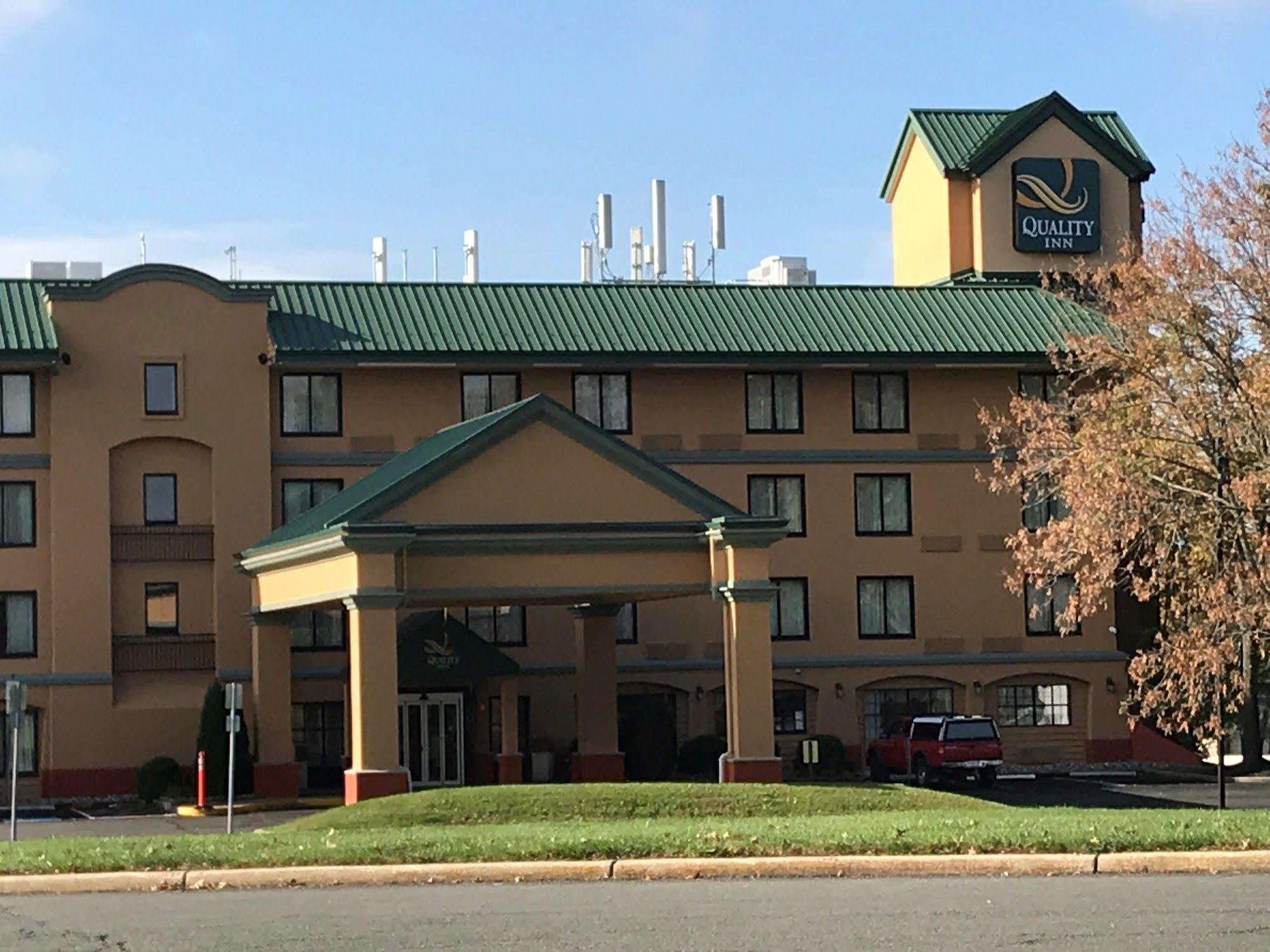 Quality Inn Near Princeton Lawrence Eksteriør bilde